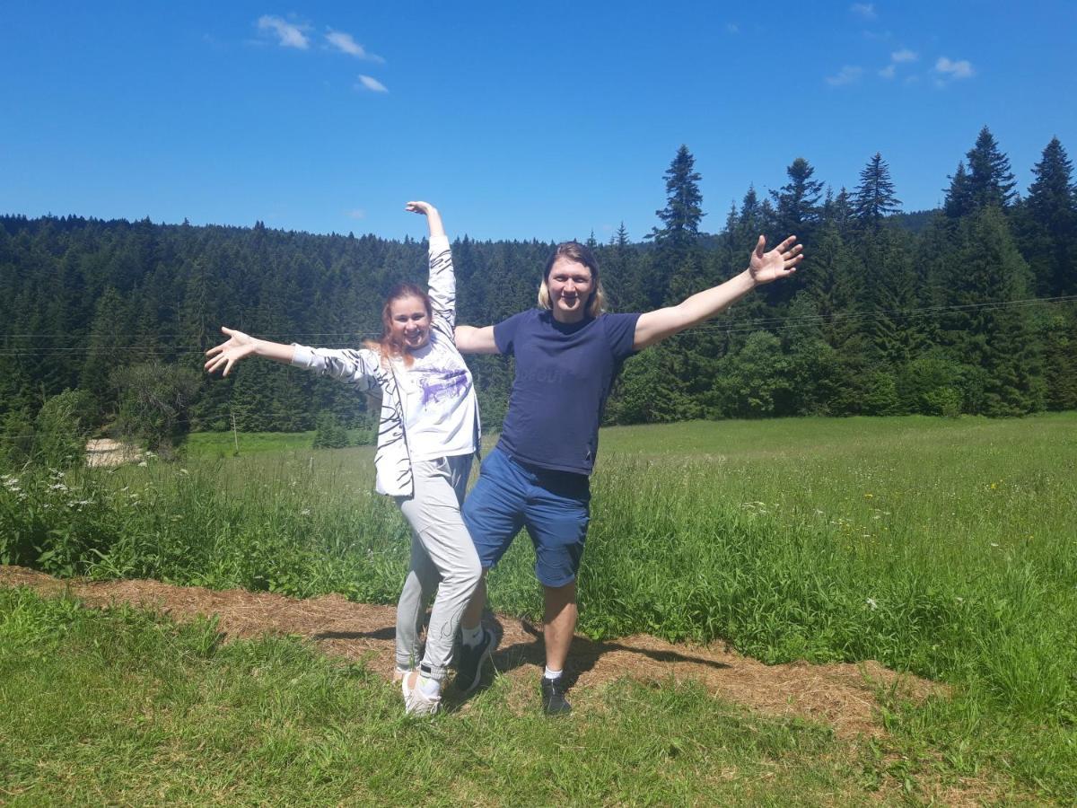 Mystic Forest Hostel Mitrovac Esterno foto